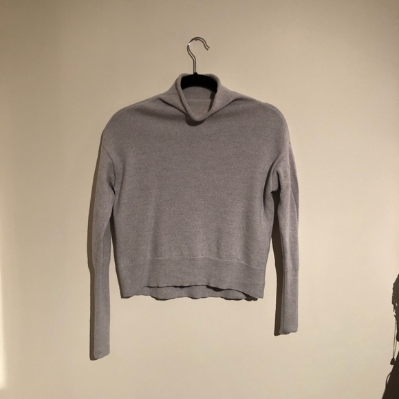 Aritzia Wilfred Cyprie Sweater - Picture 2 of 6
